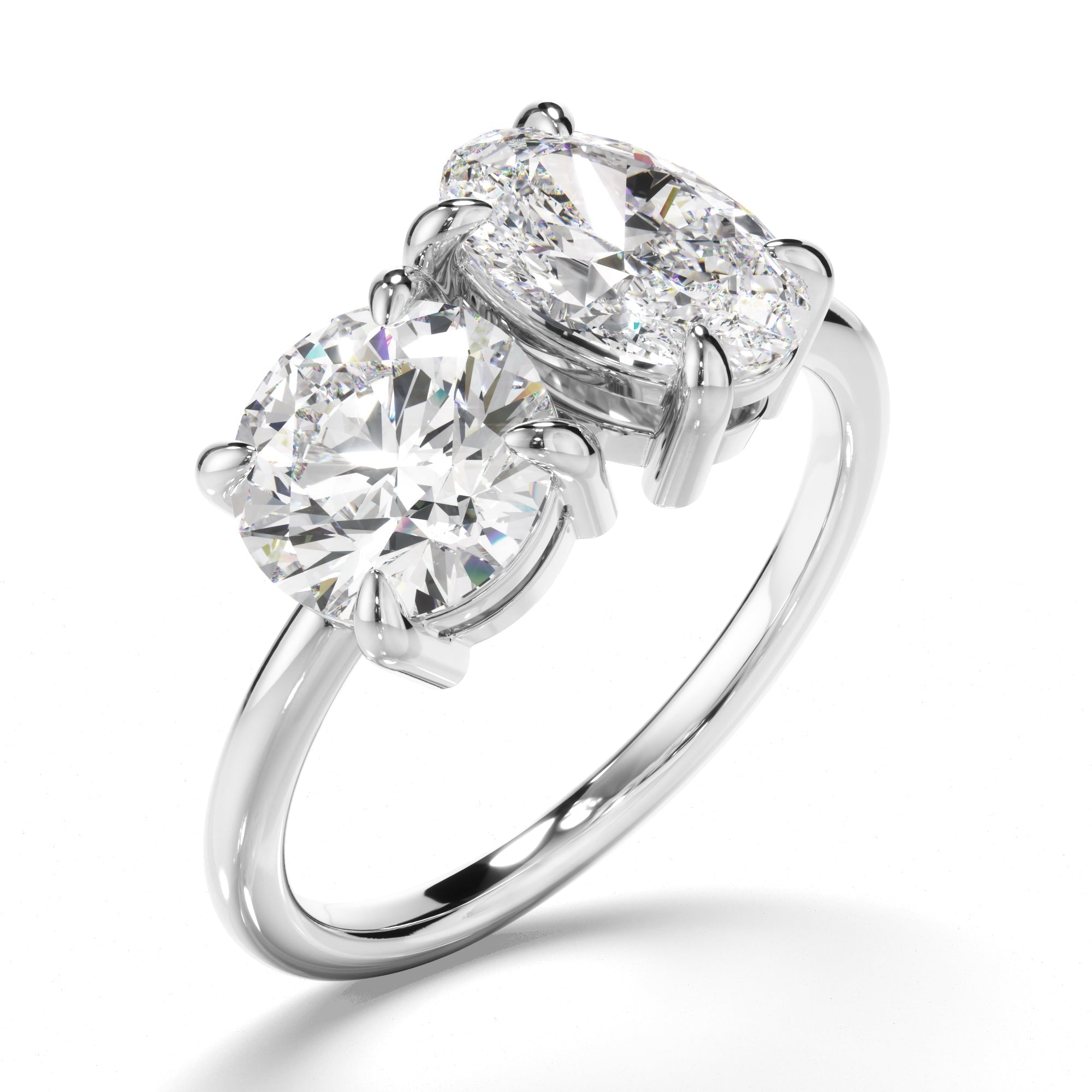 Round Brilliant & Oval Cut Diamond Toi et Moi Engagement Ring